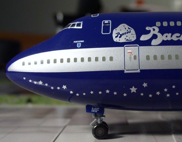 Wings900 - Herpa Alitalia 'Baci' Boeing 747 1:200