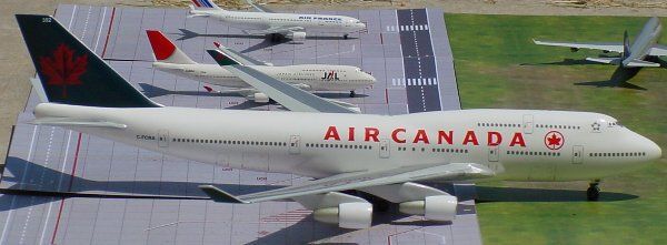 Wings900 - Herpa Air Canada Boeing 747-475 1:500