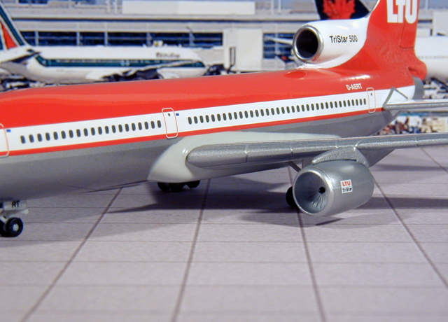 高感度ショップで2023年売れたブランド Herpa - Wings900 LTU 1:400 L-1011-500 Lockheed 航空機・ヘリコプター