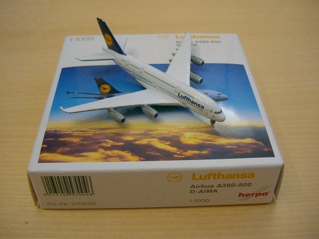 Wings900 - Herpa Lufthansa Airbus A380-800 1:500