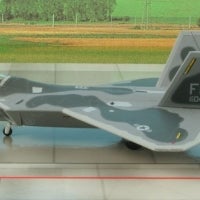 Wings900 - Herpa US Air Force F/A-22A Raptor 1:200